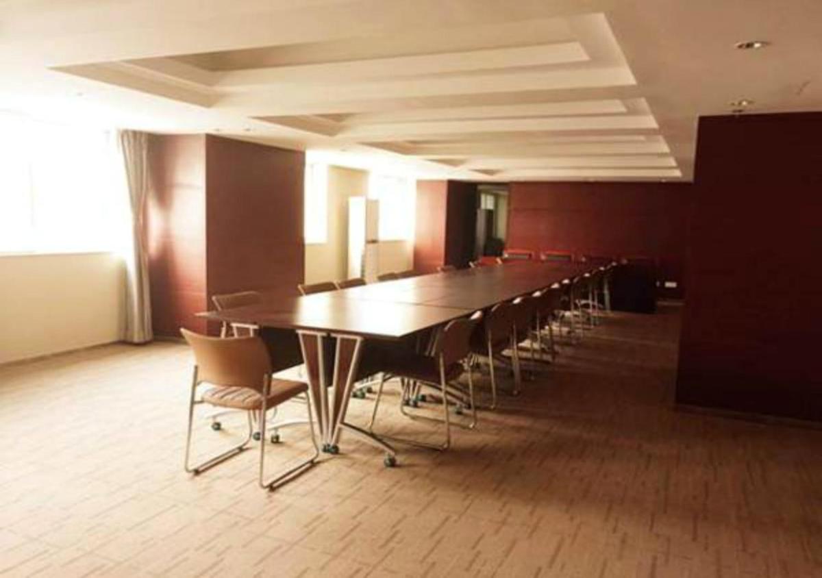 Jinjiang Inn Select XiAn High Speed Train Station Fengchengqi Road - Housity