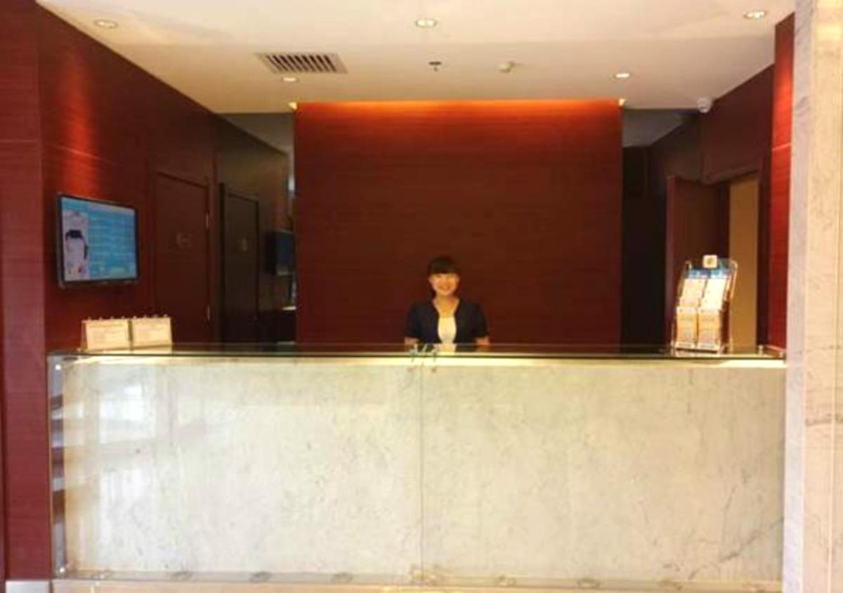 Jinjiang Inn Select XiAn High Speed Train Station Fengchengqi Road - Housity