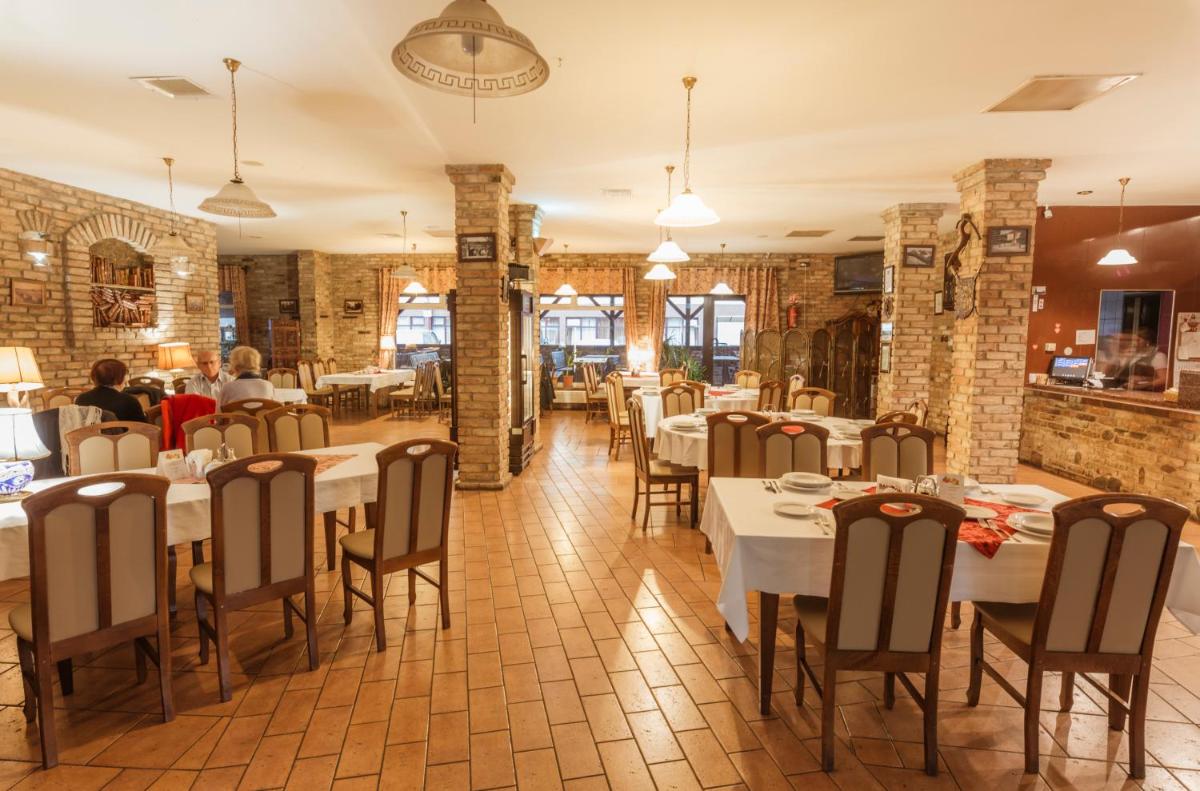 Hotel Bastion - Hizvo