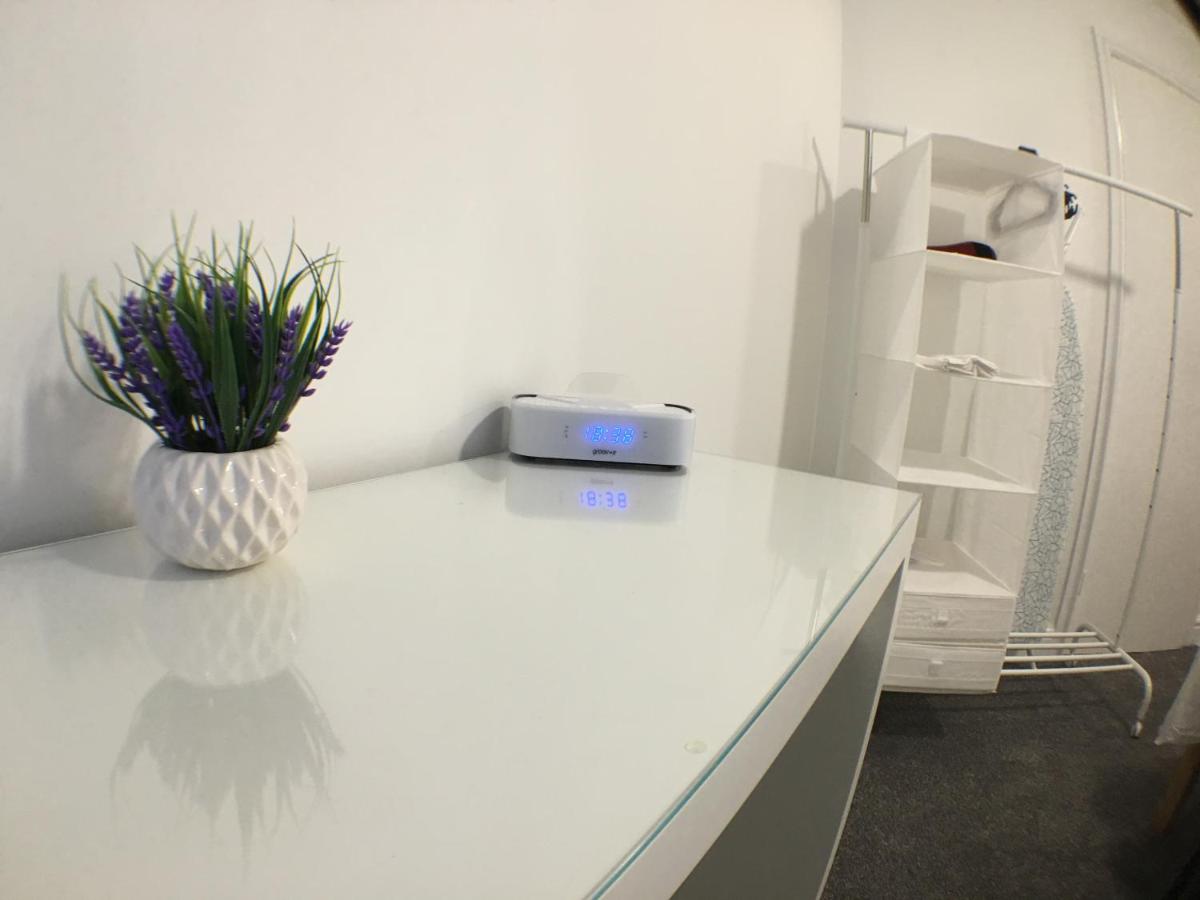 Castle Terrace (B3 R4) - Housity