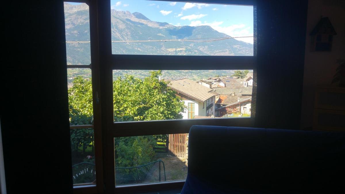 Maison Grivon Chalet nel Borgo di Charvensod - Housity