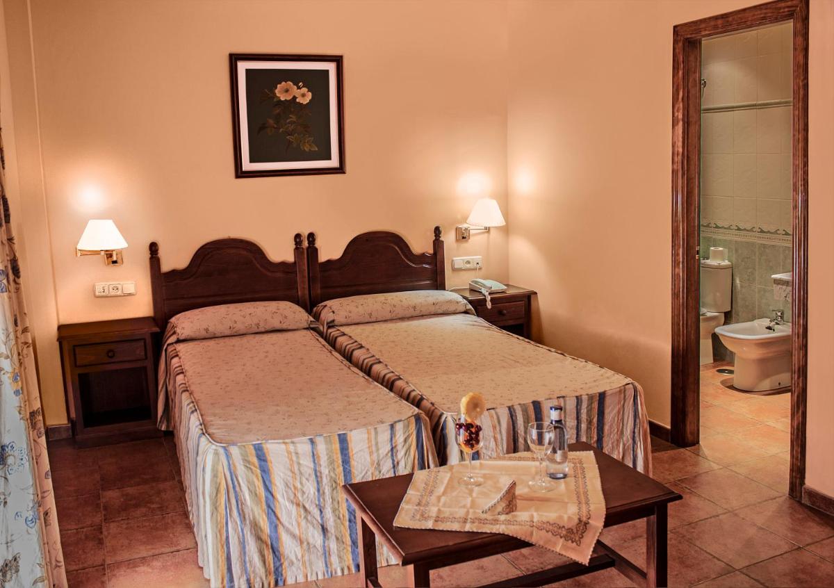 Albenzaire Hotel Asador - Housity