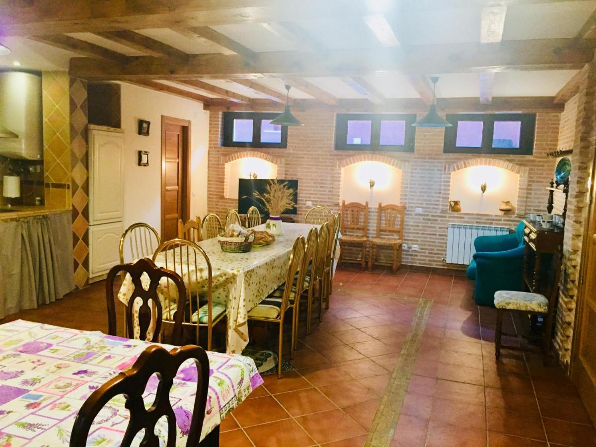 Apartamentos Rurales Flor De Lavanda - Housity