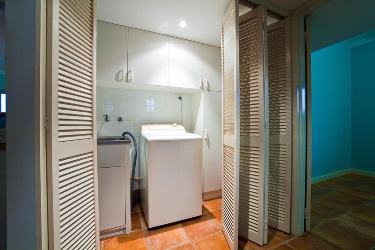 Potshot Hotel Resort - Housity