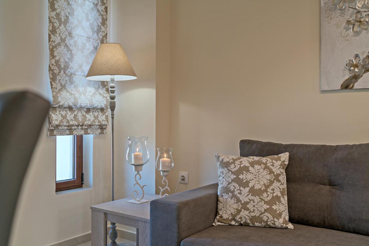 All Seasons Villas - Housity