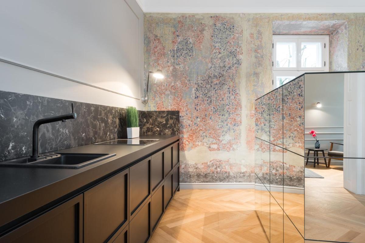 Suitetrails - Apartments Rog