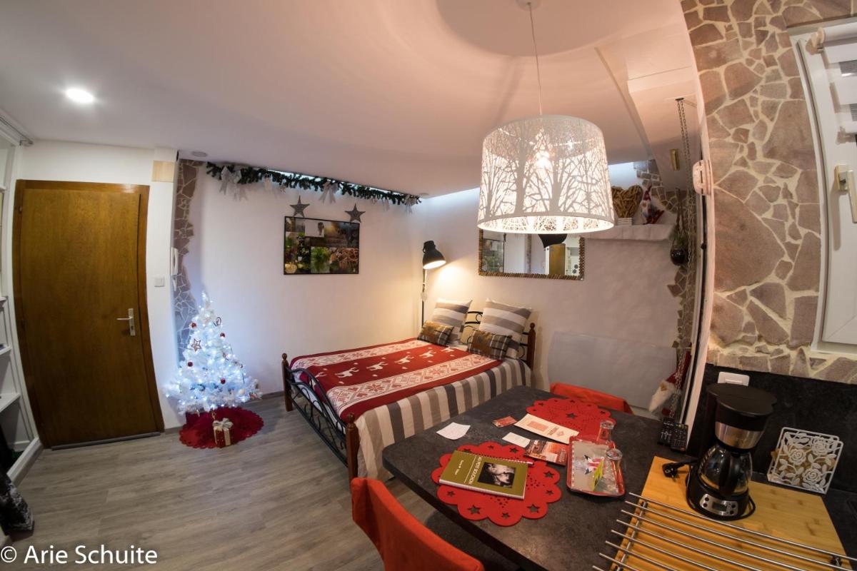 Au petit bouchon - Housity