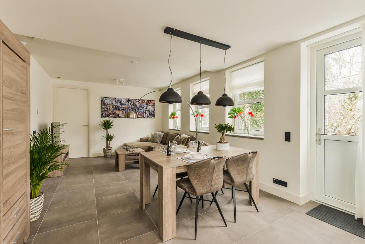 Luxury Family Residence Schinkeldijkje - Housity