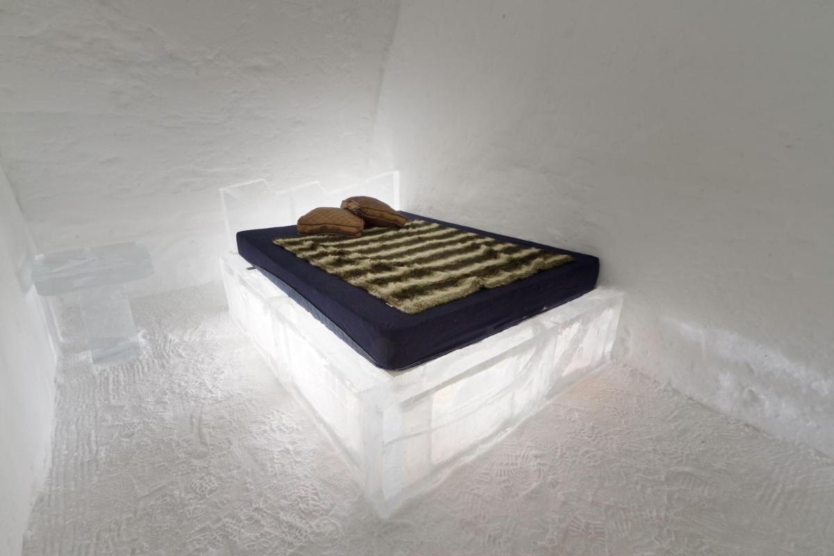 de Glace - Housity