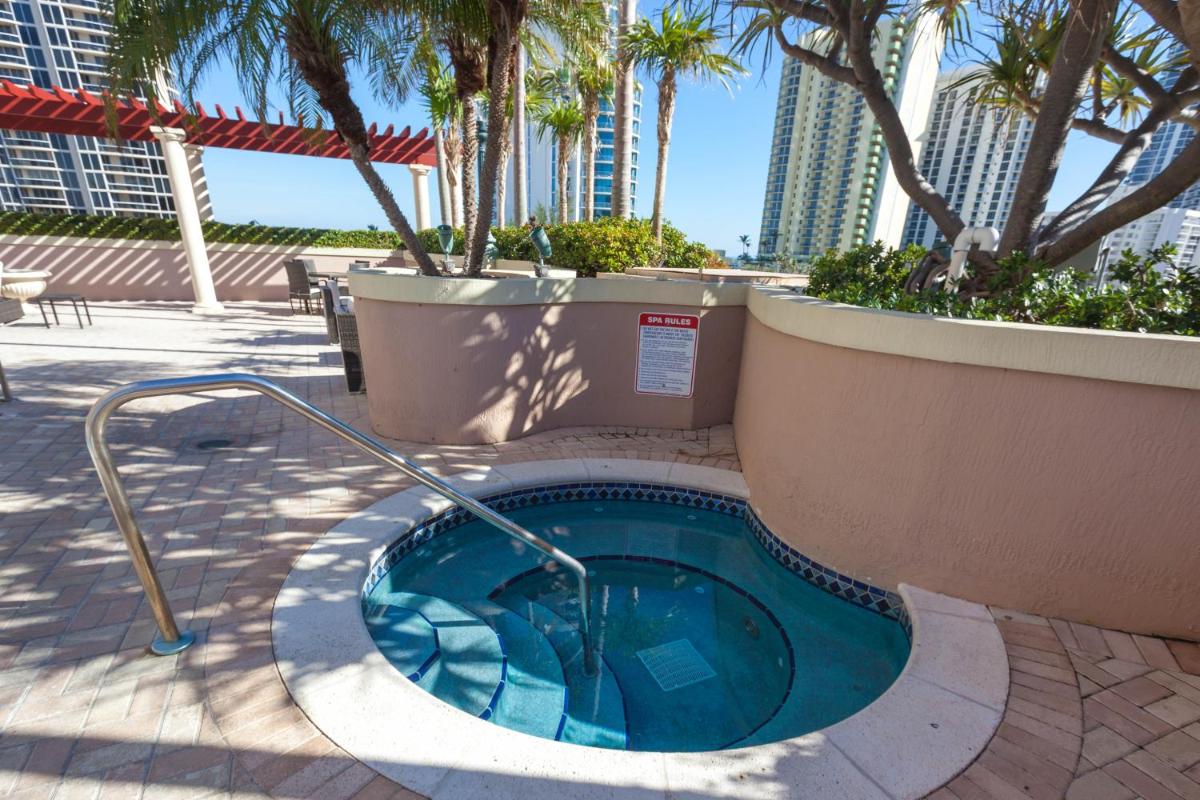 King David Condominium Sunny Isles Beach - Housity