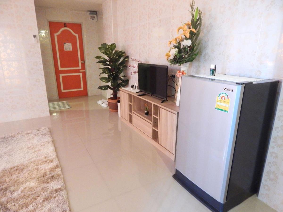 D5 Hotel สาขา หนองตำลึง - Housity