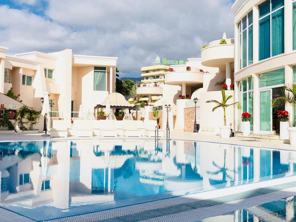 Piscina en o cerca de Flamingo Suites Boutique Hotel