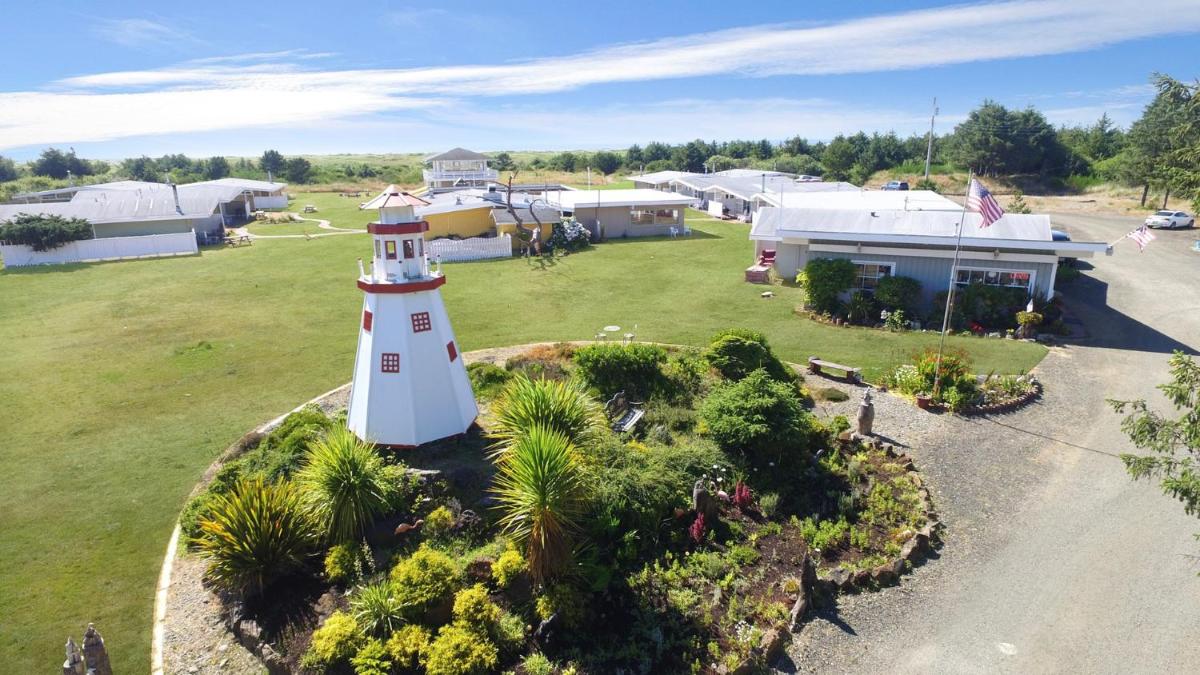 Beachwood Condos & Resort - Housity