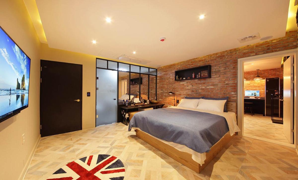 Hotel Nol - Housity