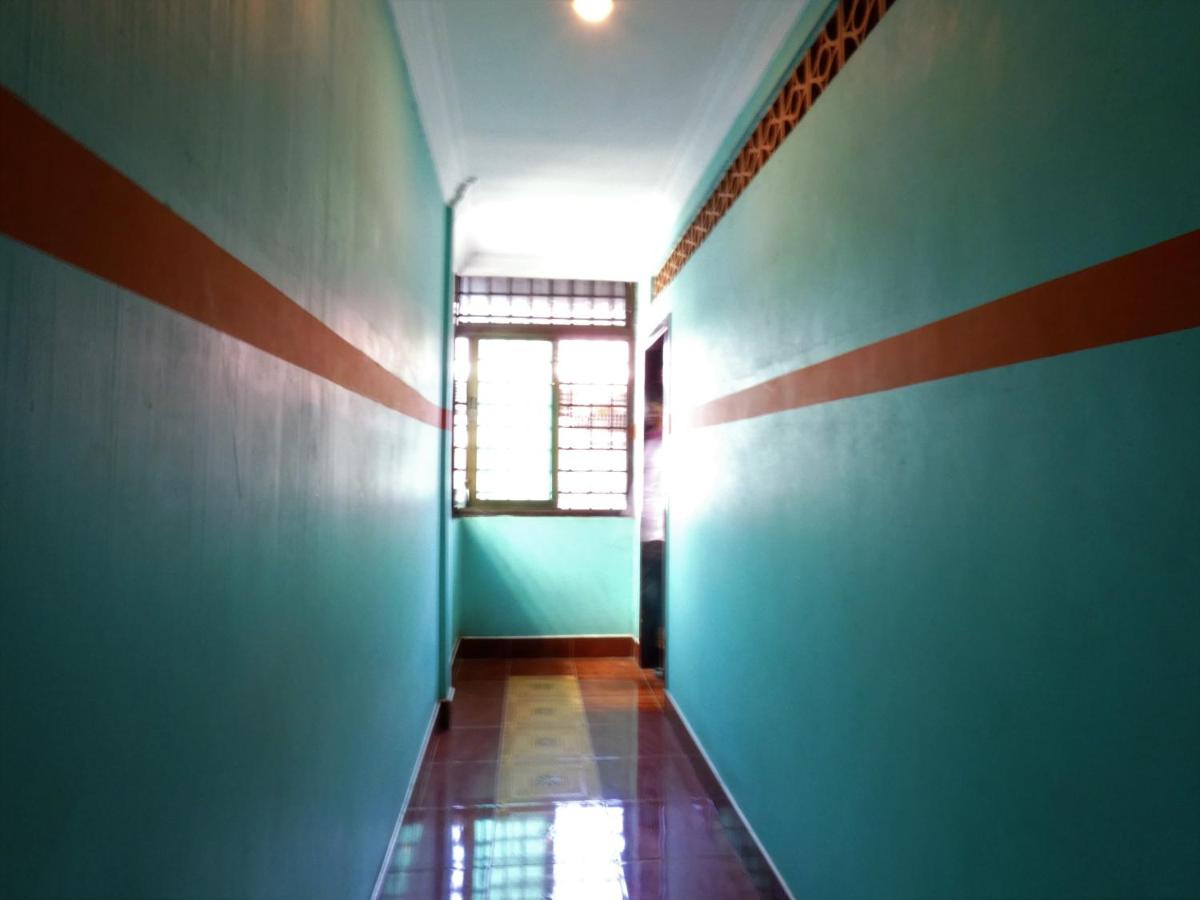 Pich Guesthouse - Housity