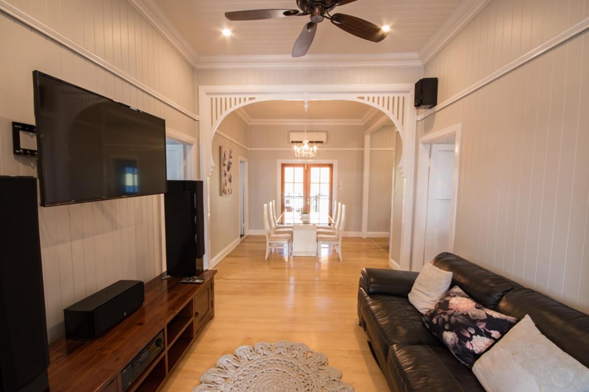 Beautiful Queenslander - Housity