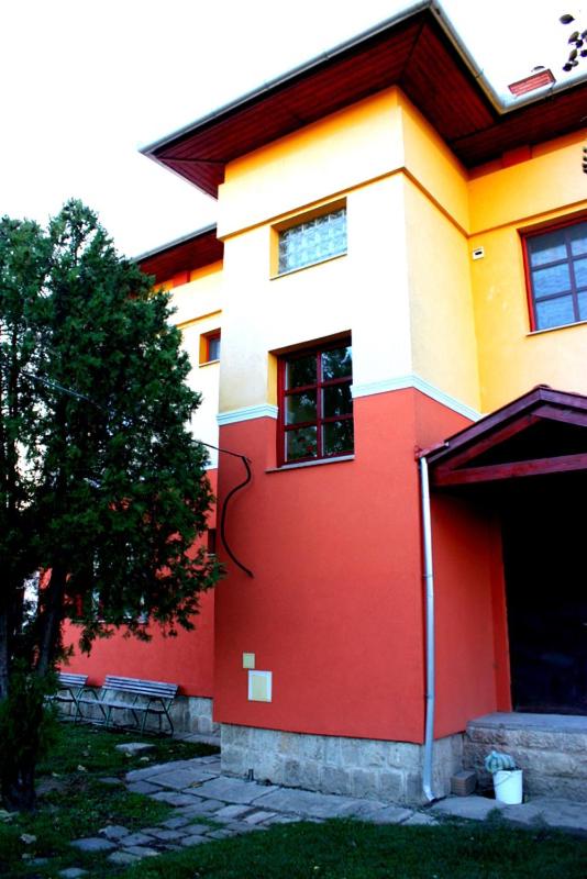 5 Puttonyos Vendégház - Housity