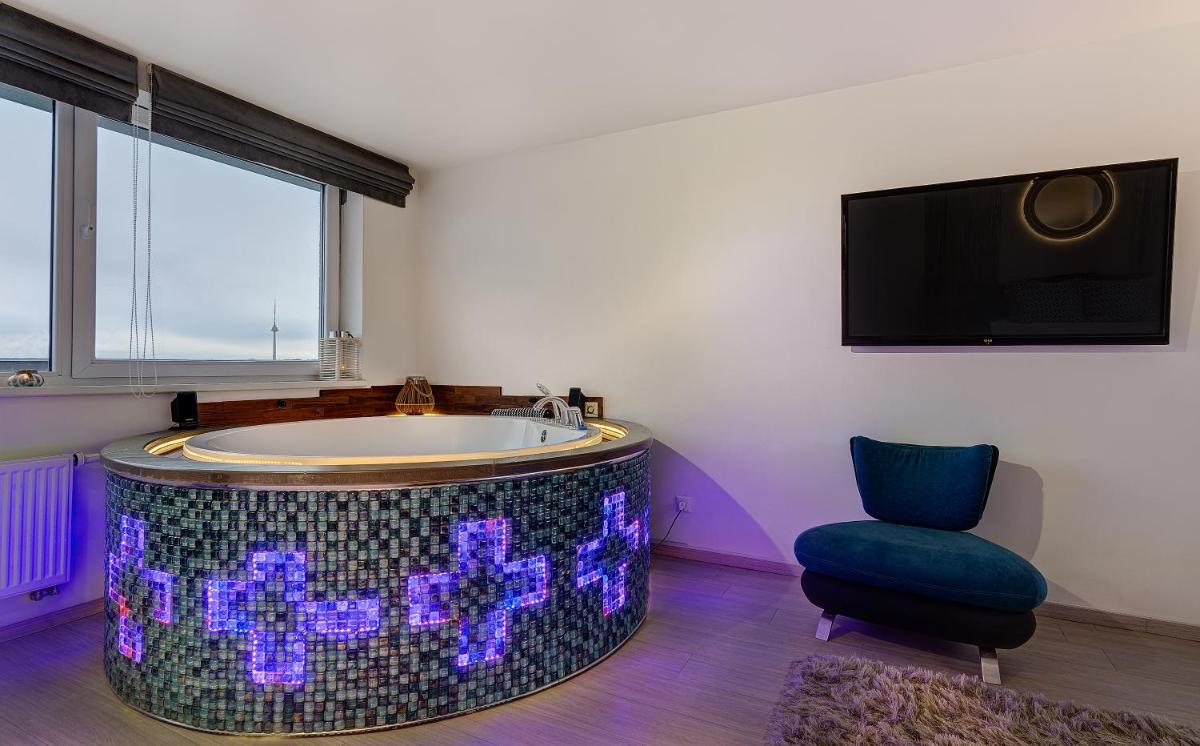 Suitetrails - June street Spa apartments
