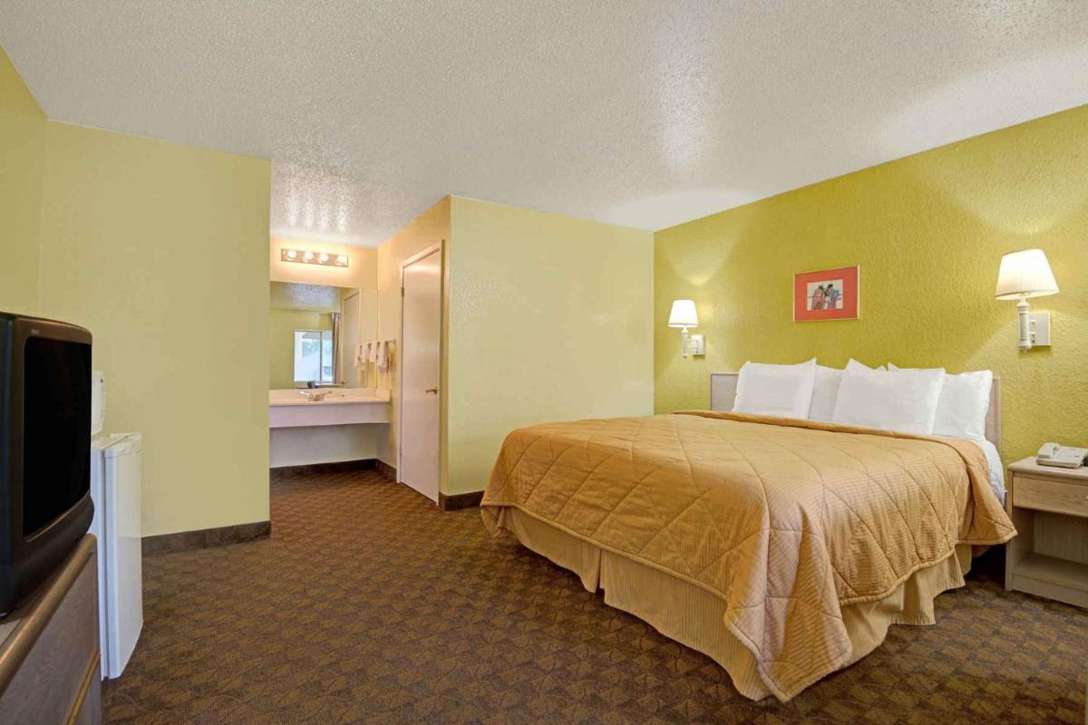 White Rock Inn - Housity