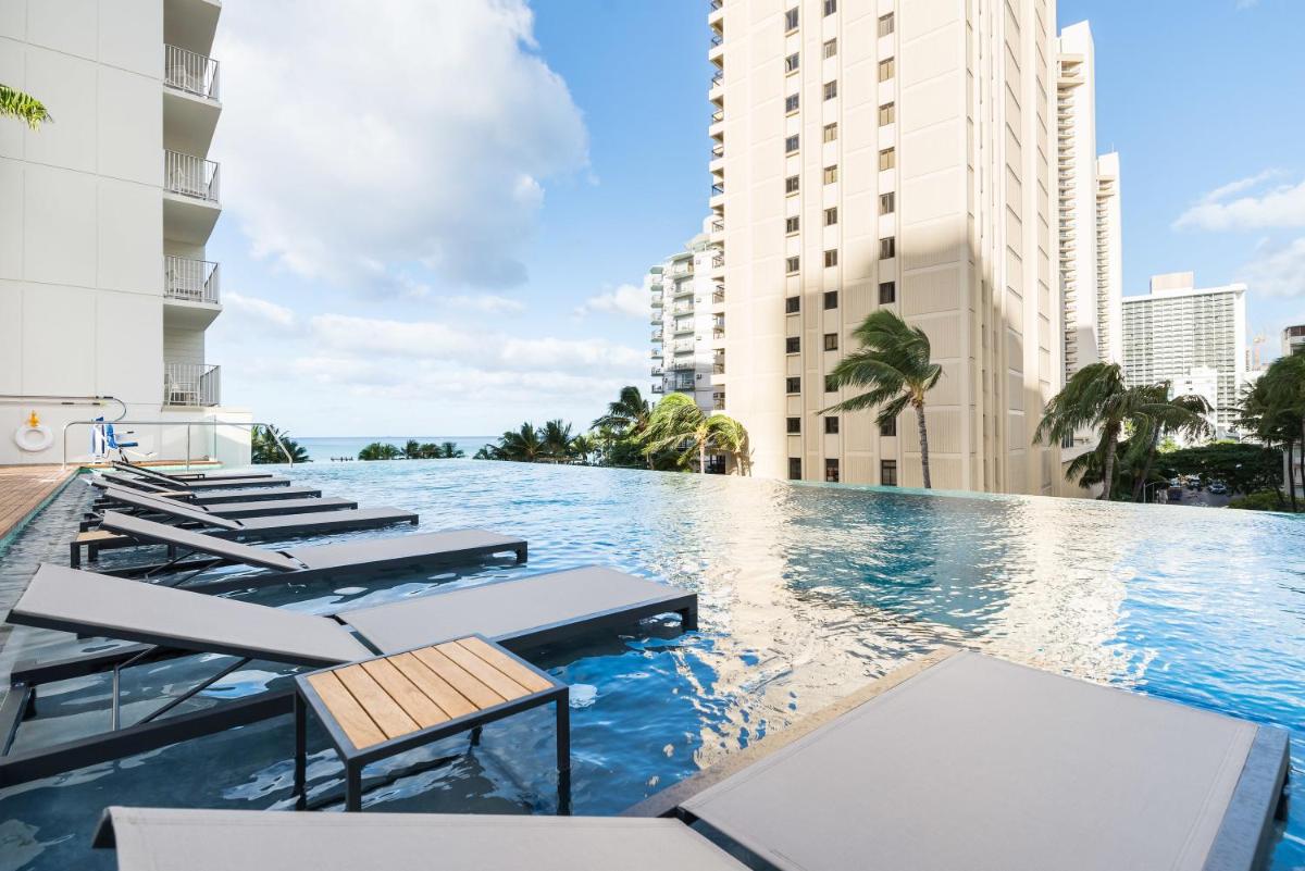 'Alohilani Resort Waikiki Beach - Housity