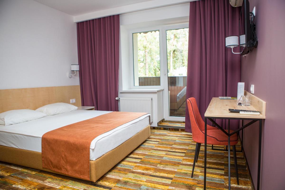 Ukraina Hotel - Housity