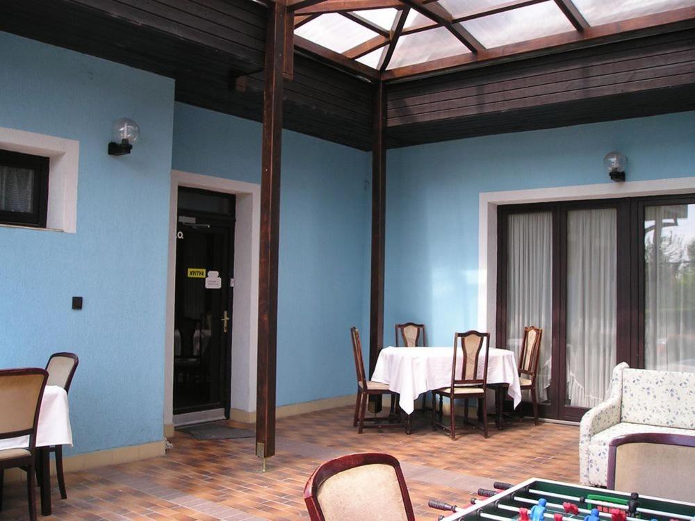 Domino Panzió - Housity