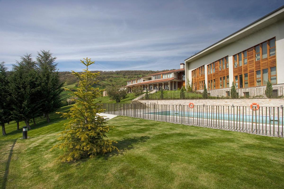 Hotel & Spa El Mirador de Ulzama - Housity
