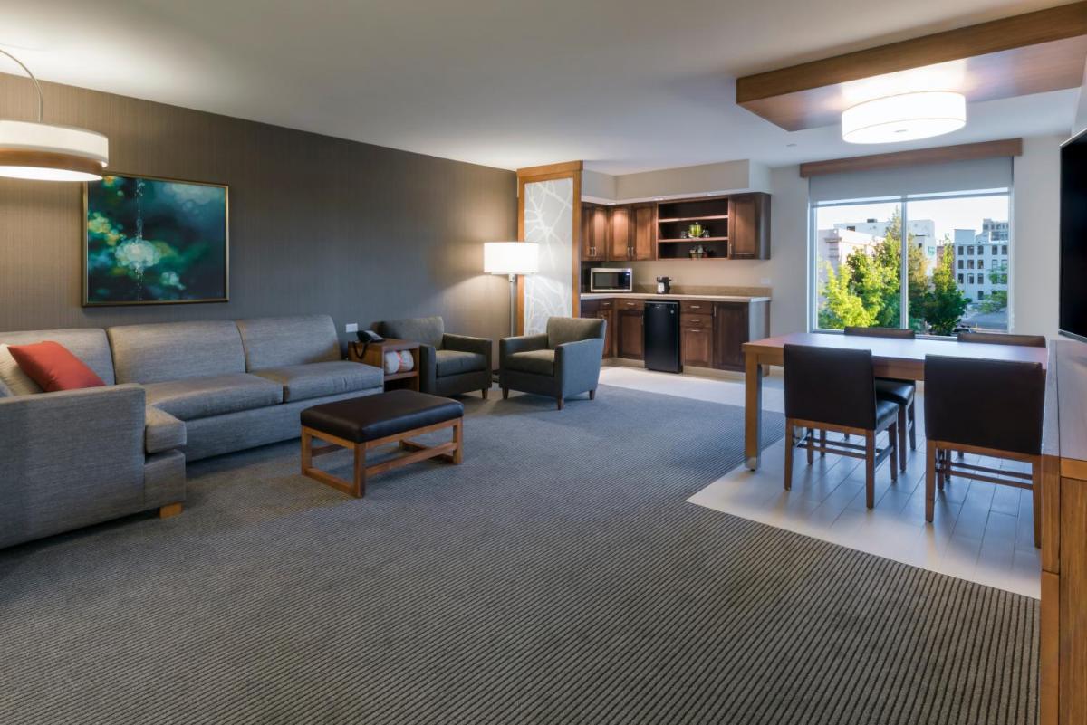 Hyatt Place Boise/Downtown - Housity
