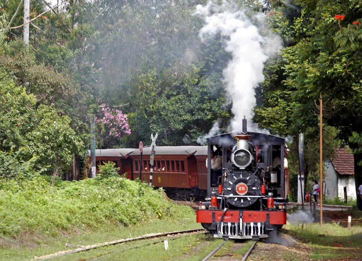 Pousada Caminho do Trem - Housity