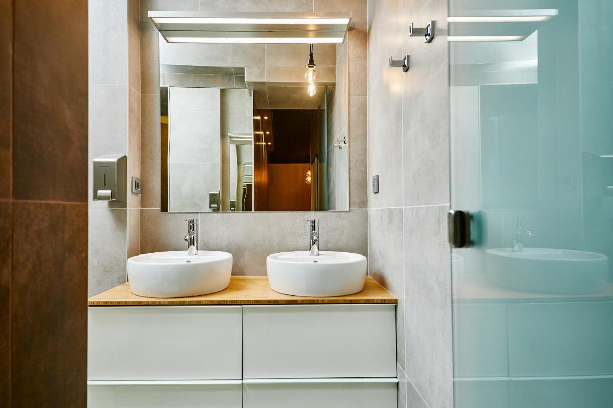 Apartment and Rooms Marinac - Housity