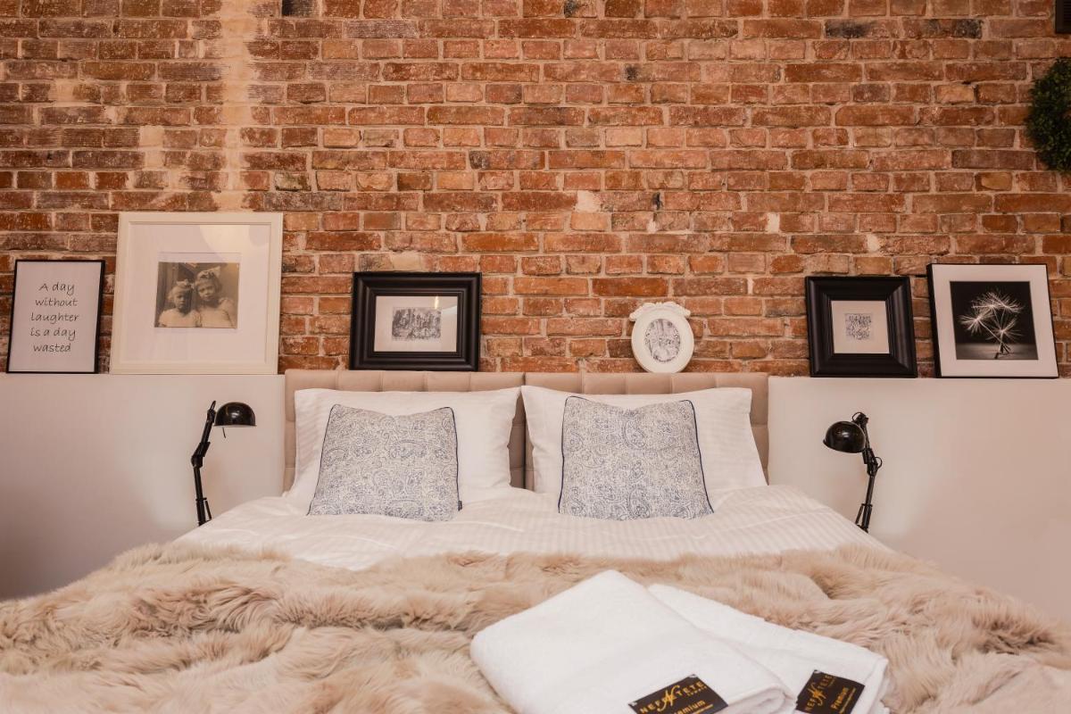 SleepHome Poznanska - Housity