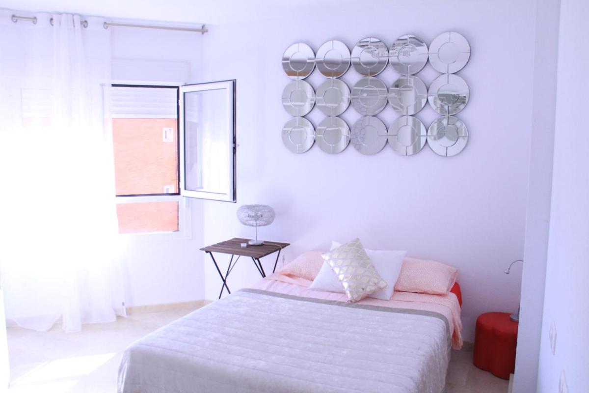 Sunny Apartments, Alicante Centre - Housity