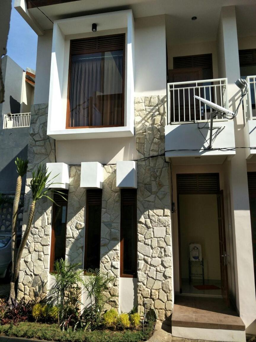 Villa Town House Batu - Housity