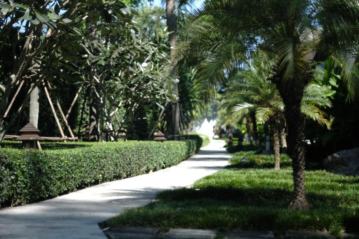 The Quarter Pai - Housity