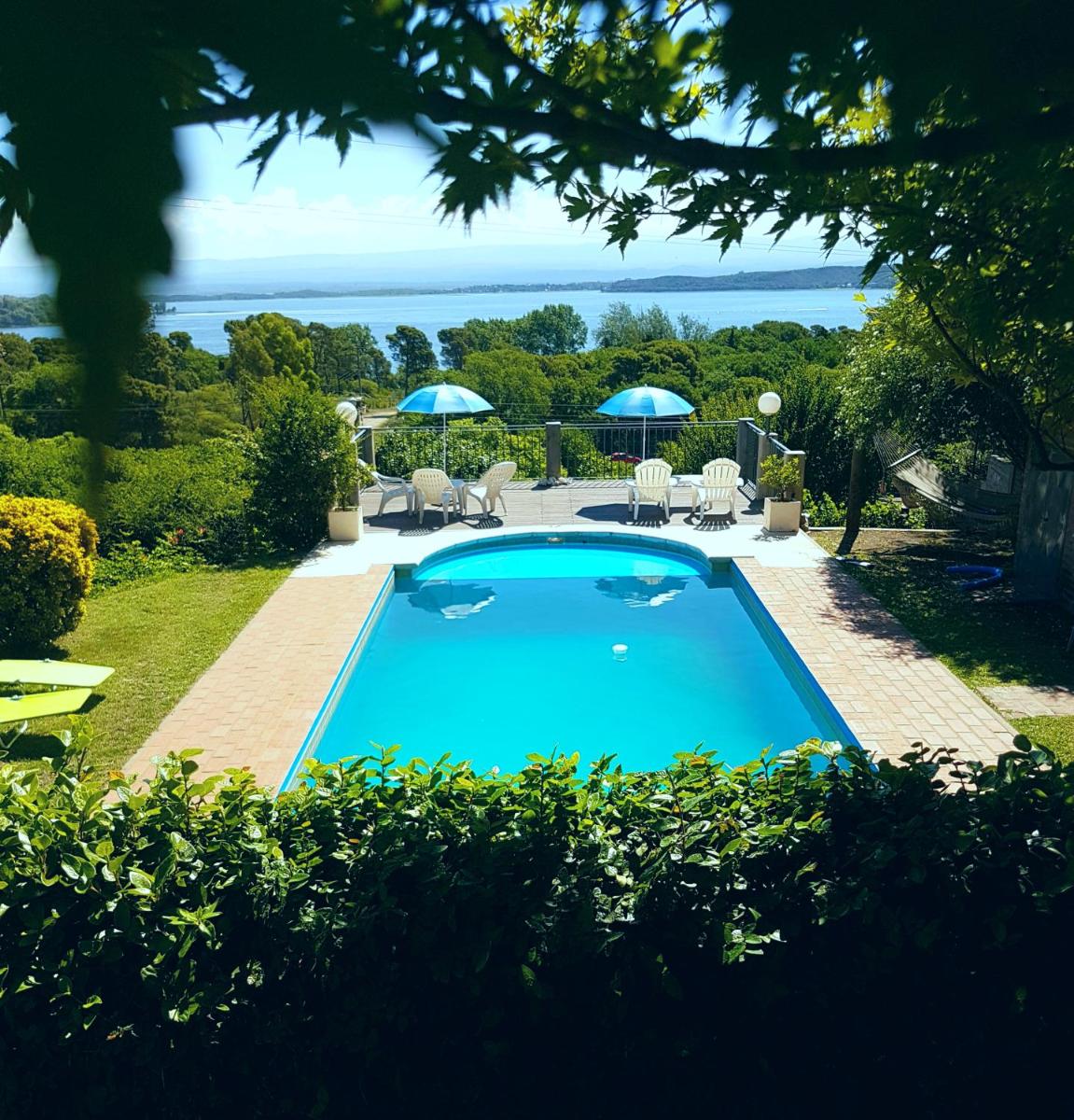 Vistas Apart - Housity