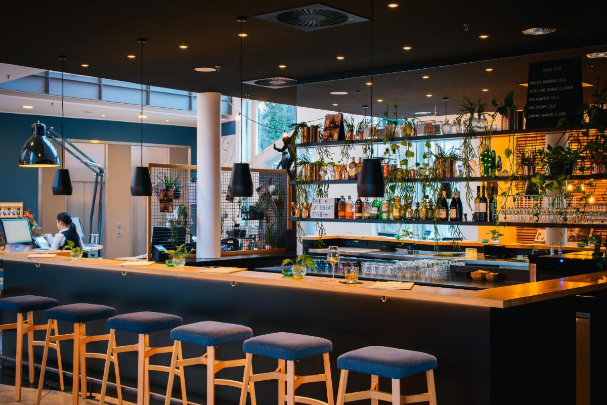 Vienna House Easy by Wyndham Bad Oeynhausen - Housity