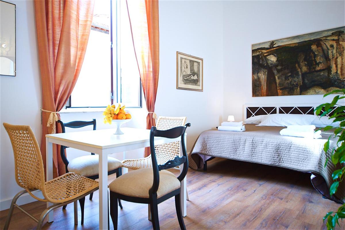 Vetrina Holidays Apartment Navona - Housity