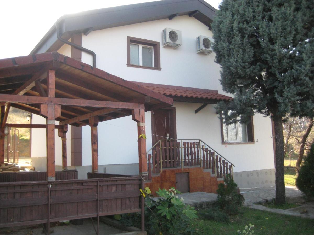 Villa Brestnik - Housity