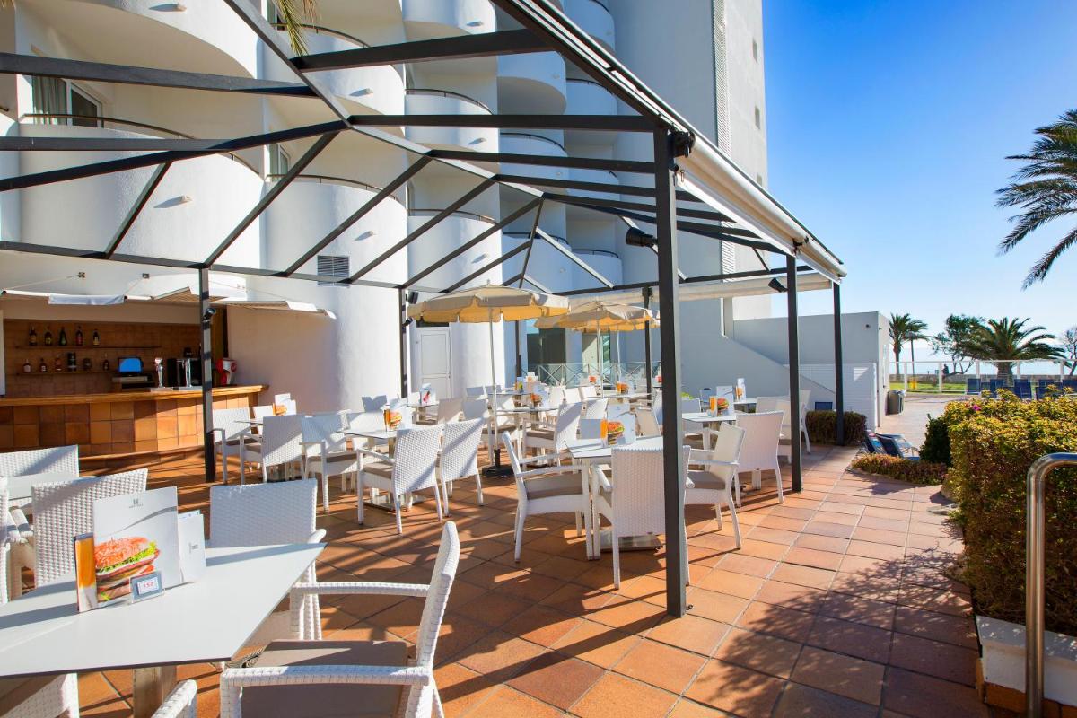 Un balcón o terraza de Hipotels Hipocampo Playa
