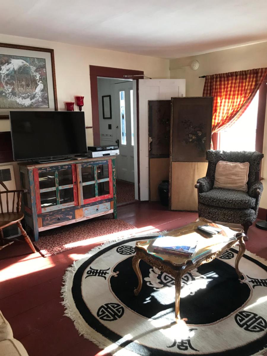 Maple Hill Farm Bed & Breakfast - Housity