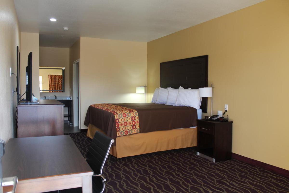 Express Inn and Suites - Housity