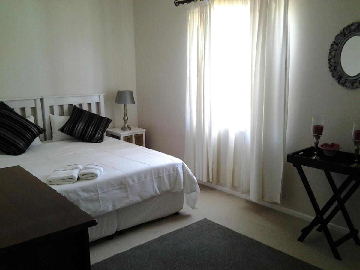 Villa-Mari Self Catering Apartment - Housity