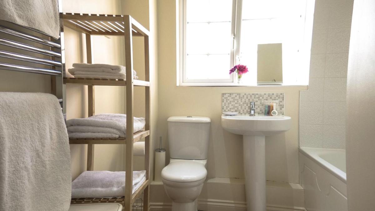 UR City Pad - Regent Wharf - Housity