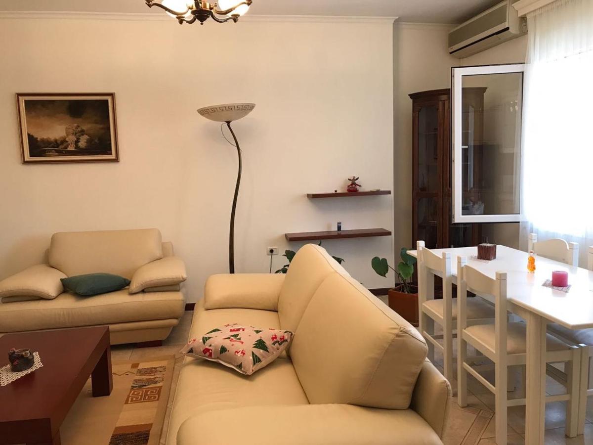 Lindi ‘s home - Housity