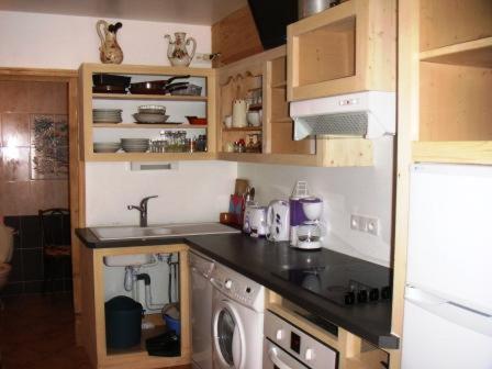 Cuisine ou kitchenette dans l'établissement Apart'hotel & Spa "La Destière"