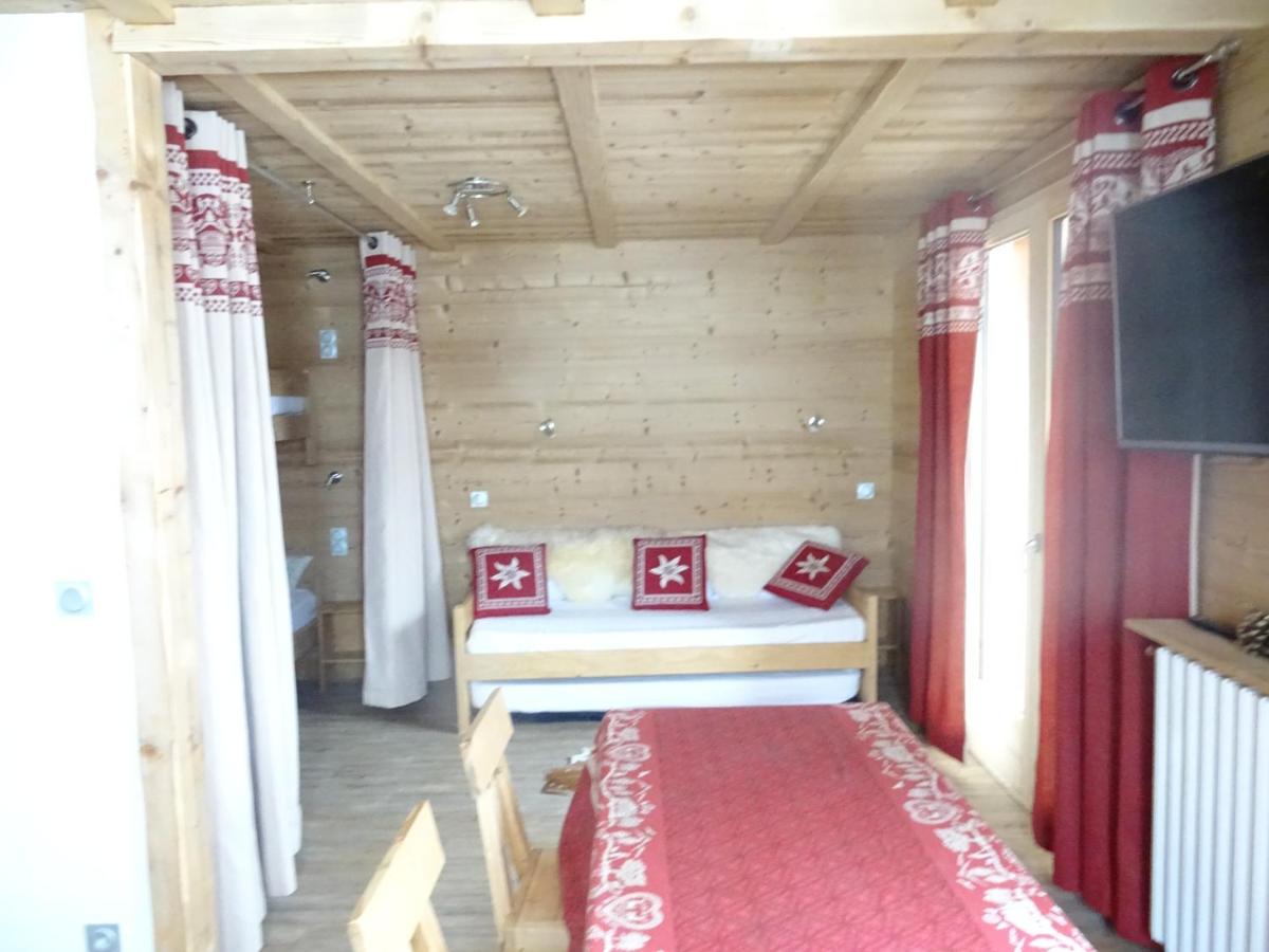 Un ou plusieurs lits dans un hébergement de l'établissement Apart'hotel & Spa "La Destière"