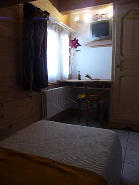 Un ou plusieurs lits dans un hébergement de l'établissement Apart'hotel & Spa "La Destière"