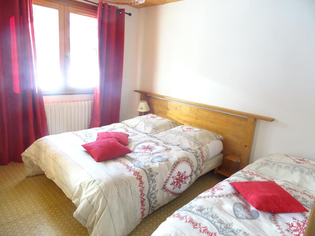 Un ou plusieurs lits dans un hébergement de l'établissement Apart'hotel & Spa "La Destière"