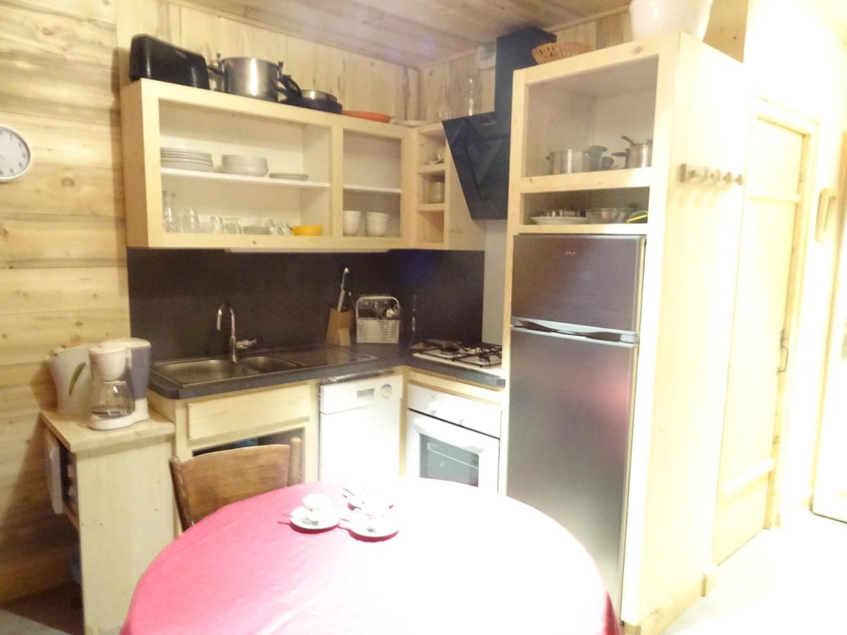 Cuisine ou kitchenette dans l'établissement Apart'hotel & Spa "La Destière"