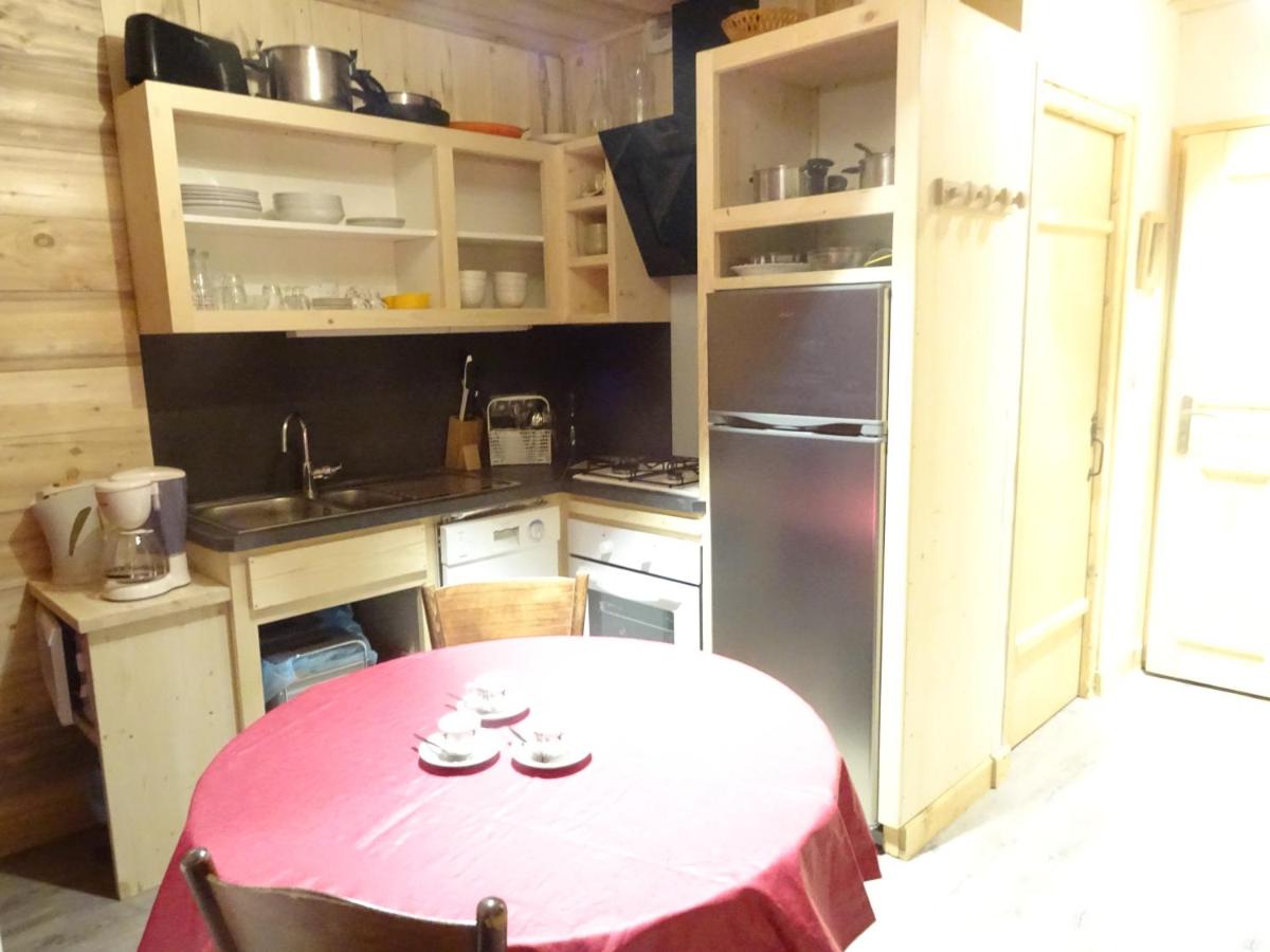 Cuisine ou kitchenette dans l'établissement Apart'hotel & Spa "La Destière"